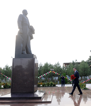 Президент Азербайджана посетил Зардабский район (ФОТО)