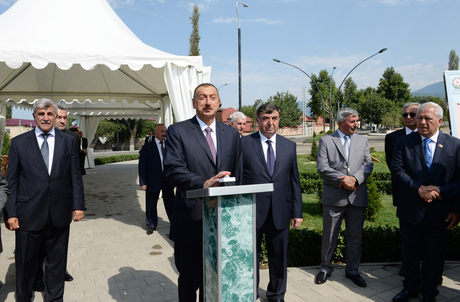 Президент Азербайджана принял участие в церемонии подачи питьевой воды в Исмаиллы (ФОТО)