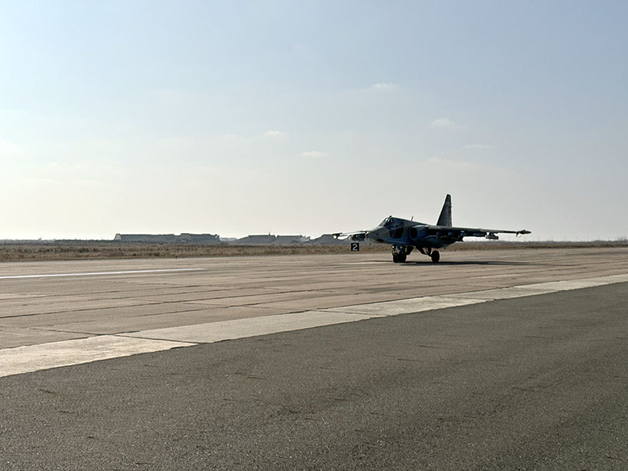 Азербайджанские военные пилоты выполнили учебно-тренировочные полеты (ФОТО/ВИДЕО)