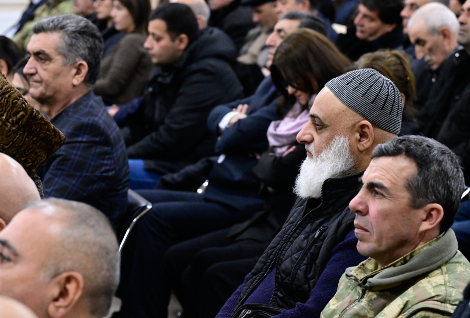 В Баку продолжился суд над лицами армянского происхождения, обвиняемыми в преступлениях против мира и человечности, военных и других тяжких преступлениях (ФОТО)