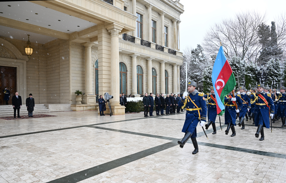 В Баку состоялась церемония официальной встречи премьер-министра Пакистана Мухаммада Шахбаза Шарифа (ФОТО/ВИДЕО)