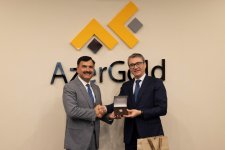 В ЗАО “AzerGold” состоялась встреча с делегацией пакистанской компании “Frontier Works Organization” (ФОТО)