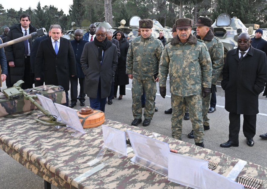 Президент Гвинеи-Бисау посетил воинскую часть коммандос азербайджанской армии (ФОТО)