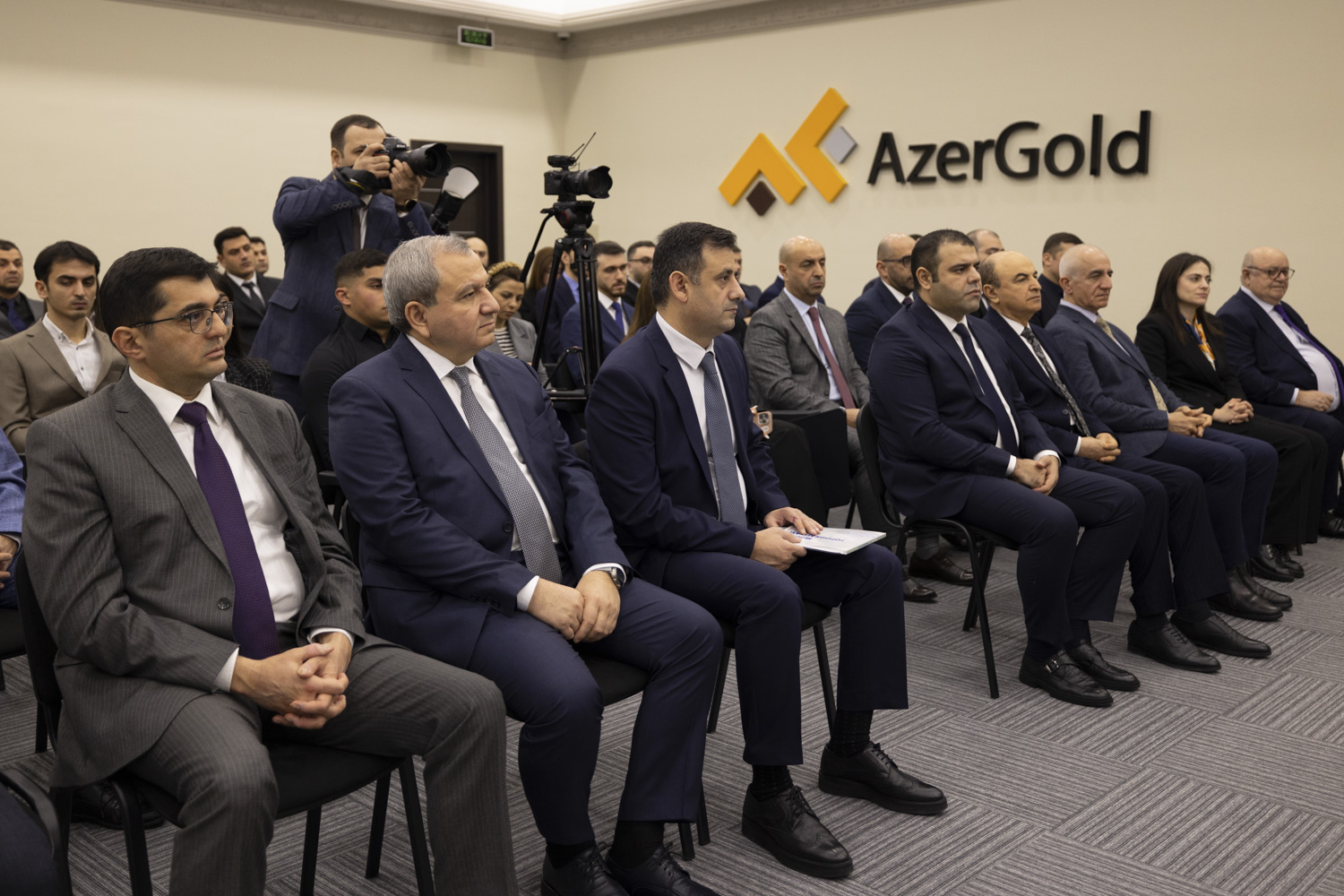 Награждены победители стипендиального конкурса ЗАО "AzerGold" (ФОТО)