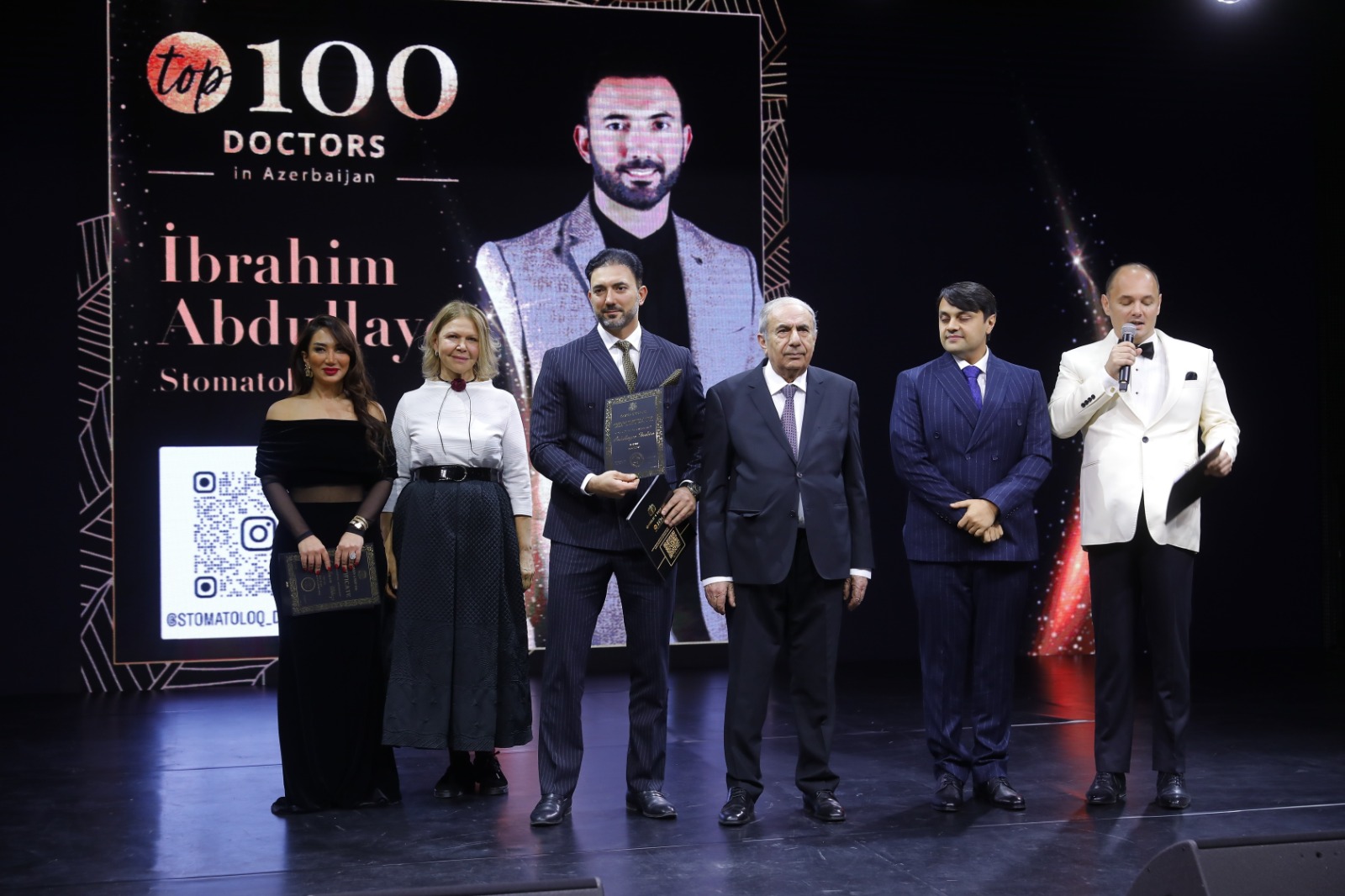 Во Дворце "Гюлюстан" состоялась церемония награждения лауреатов "TOP 100 Азербайджан" (ФОТО)