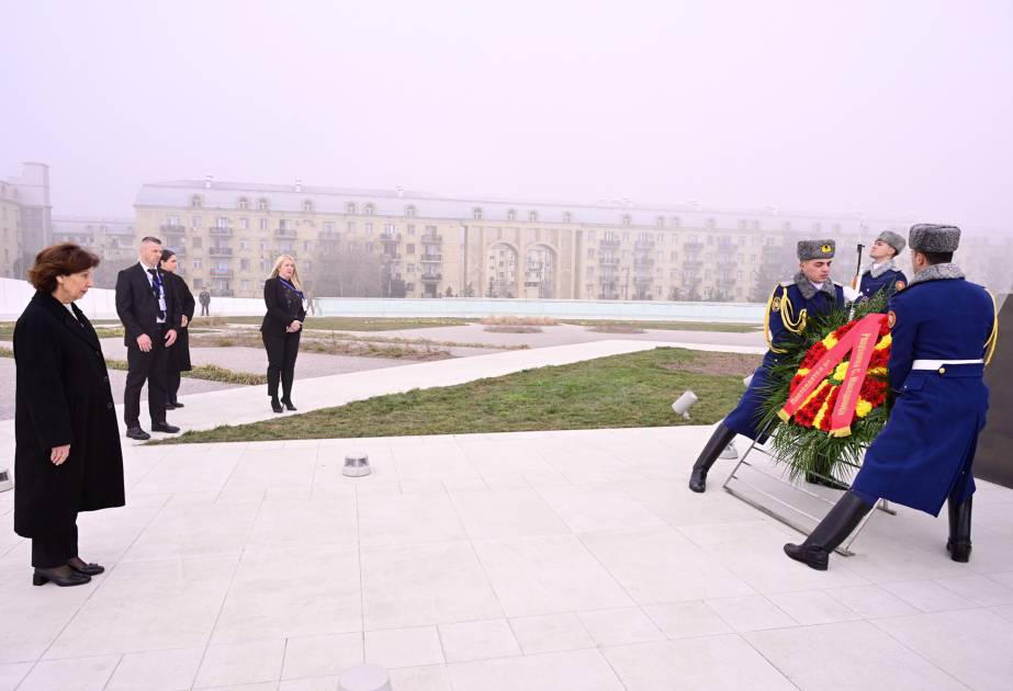 Президент Северной Македонии побывала в Парке Победы в Баку