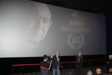 Известный режиссер Мурад Ибрагимбеков отметил 60-летие в Баку показом картин (ФОТО)