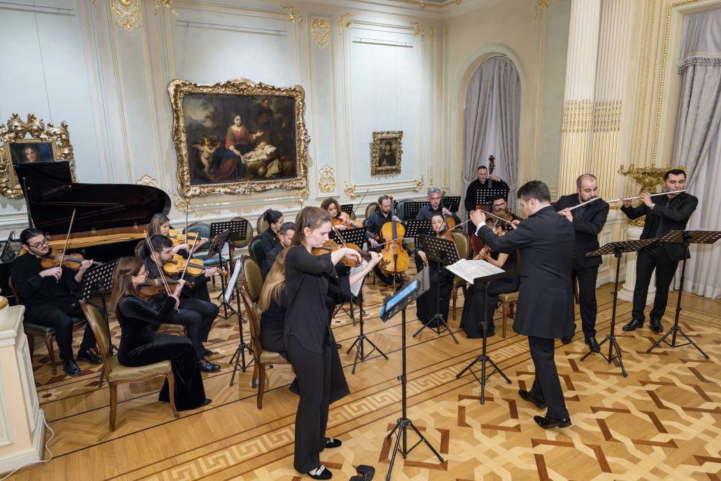 Music in the museum – элитарный Баку в классической музыке и картинах (ФОТО)